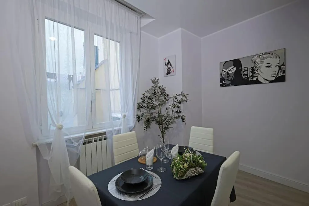 Apartment Suite In Centro Storico Porto Di Savona-Spiagge Italy